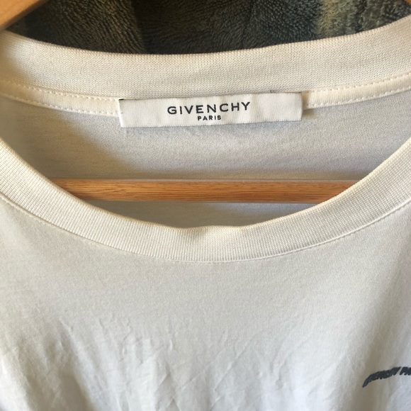 GIVENCHY T SHIRT - Picture 1 of 5